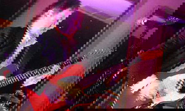 4b5bb693c5f23880852158d5b955b9a4