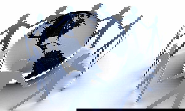 c6bb8e3b3e74dd827317a2a881de28e1