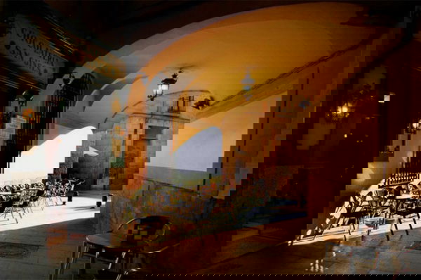 550492adb744d9cc4808dabd14ca8497
