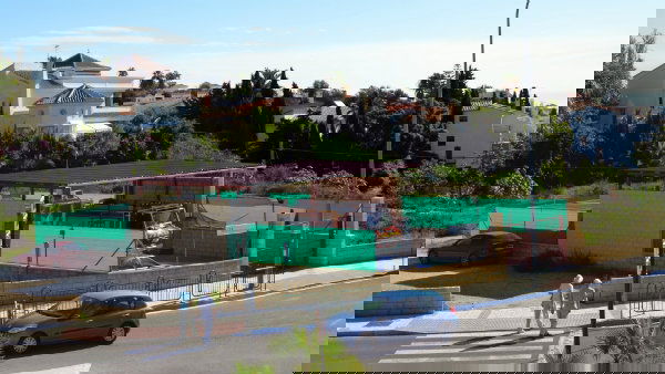 adc7e296a741aba18fc875585e6d60c1
