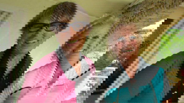 f457dec98441e8637a9bdcb8d2f01a84