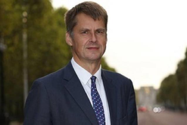 Hugh Elliott Hugh Elliott
