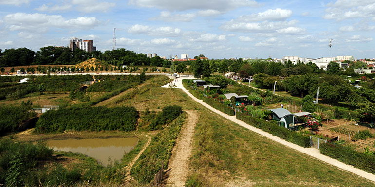 Hautes-Bruyères State Park in France