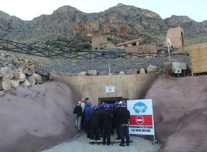 COSTA ALMERIA NEWS: Pulpi giant geode attracts 40,000 visitors in six ...