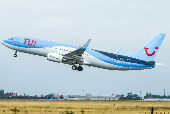 BREAKING NEWS: Tui Drops Holiday Bombshell- No "Air Bridges"- No Flights!!