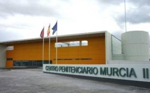 Inmate dies in Murcia crushed by prison cell door