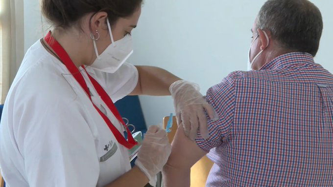 España prevé recibir 6,7 millones de vacunas en marzo