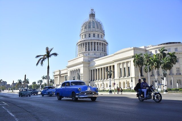 Cuba Opens Up to Private Business to Revive Economy