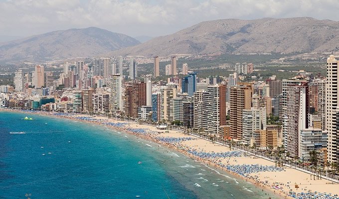Benidorm Dream Ends In Food Bank Handouts For Brit Family
