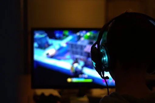 fortnite-4129124__340 Loss of Custody for Playing Too Many Video Games