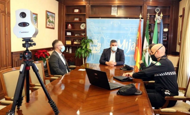 Police radar essay image