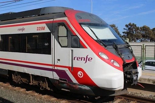 Renfe calls off the train strikes