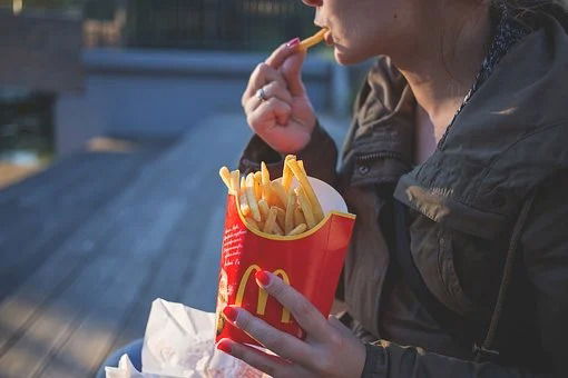 La startup española McDonald’s redujo el tiempo de espera