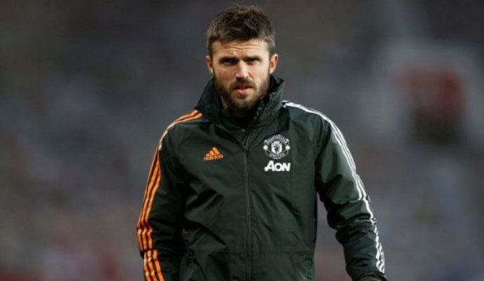 Michael Carrick quits Manchester United