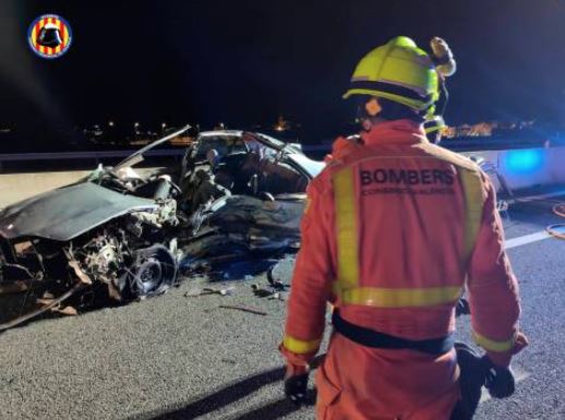 Brutal accidente en España deja cinco muertos