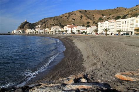 La Mamola beach improvements