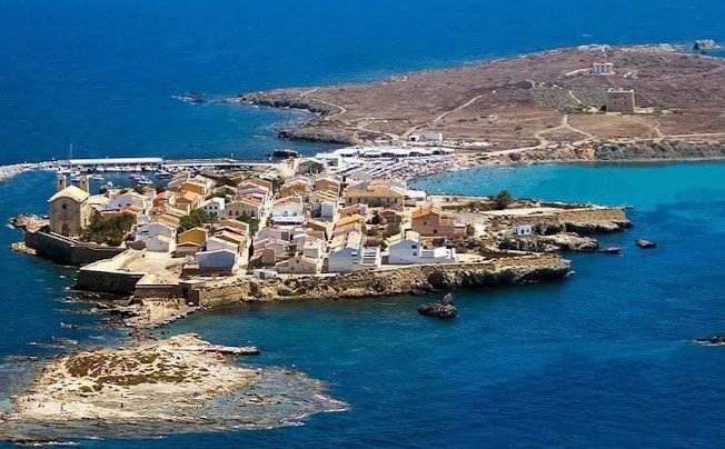 Spain's smallest inhabited island, a premier stargazing destination