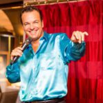 The double sound of music at Salon Varietes Fuengirola Salon Varietes favourite Johnny G