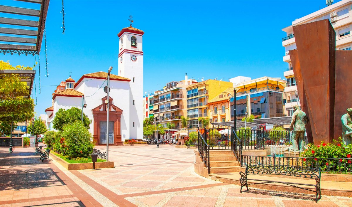 Moving to Fuengirola: A guide to all you need to know