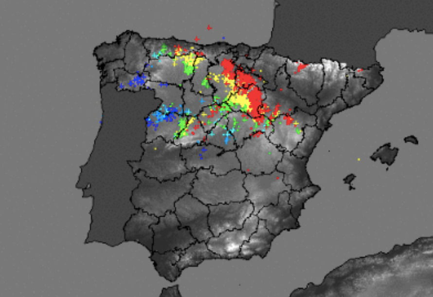 Spain sees over 2400 lightning strikes on Saturday says AEMET - Euro Weekly  News