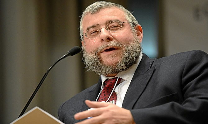 Former chief rabbi of Moscow urges Jews to leave Russia ‘while they still can’