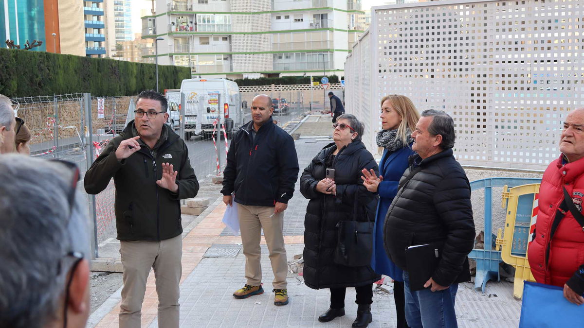 New bus stop solves traffic jams for Calle Ortuño in Benidorm (Alicante ...