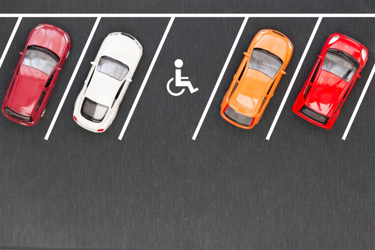 Cómo solicitar un permiso de estacionamiento para minusválidos en España