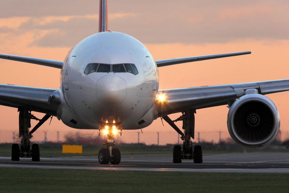 Estalla gran pelea entre pasajeros a bordo de vuelo a España