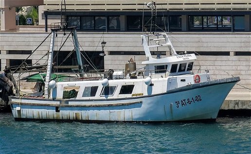 Image of fishing boat in Denia port, Alicante.