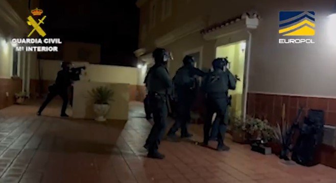 La Guardia Civil acaba con una banda criminal dedicada al contrabando de cocaína en el Campo de Gibraltar «Euro Weekly News