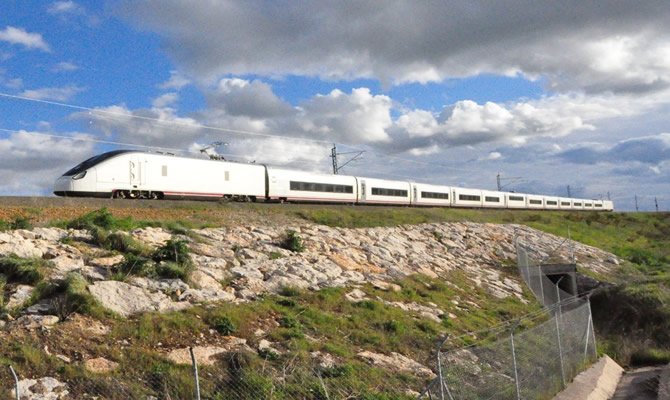 Talgo confirma la fecha en la que los trenes Avril 360 km/h estarán disponibles para Renfe en España « Euro Weekly News