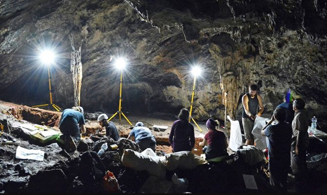 Conchas marinas y de agua dulce utilizadas en la decoración hace 30.000 años fueron descubiertas en la Cueva de Ardales de Málaga « Euro Weekly News