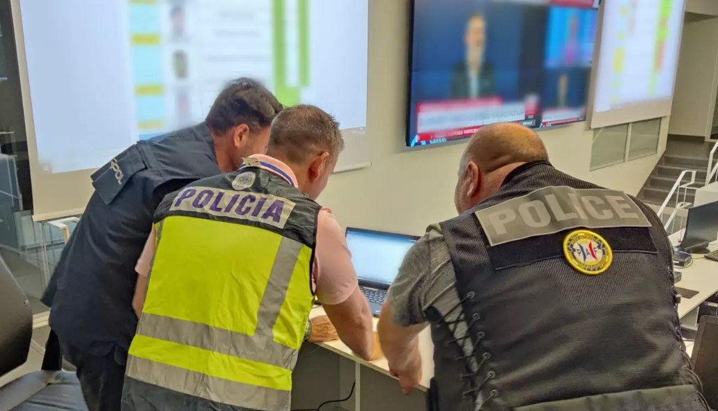 Grupo criminoso de tráfico de migrantes entre Portugal e França detido na operação da Europol «Euro Weekly News