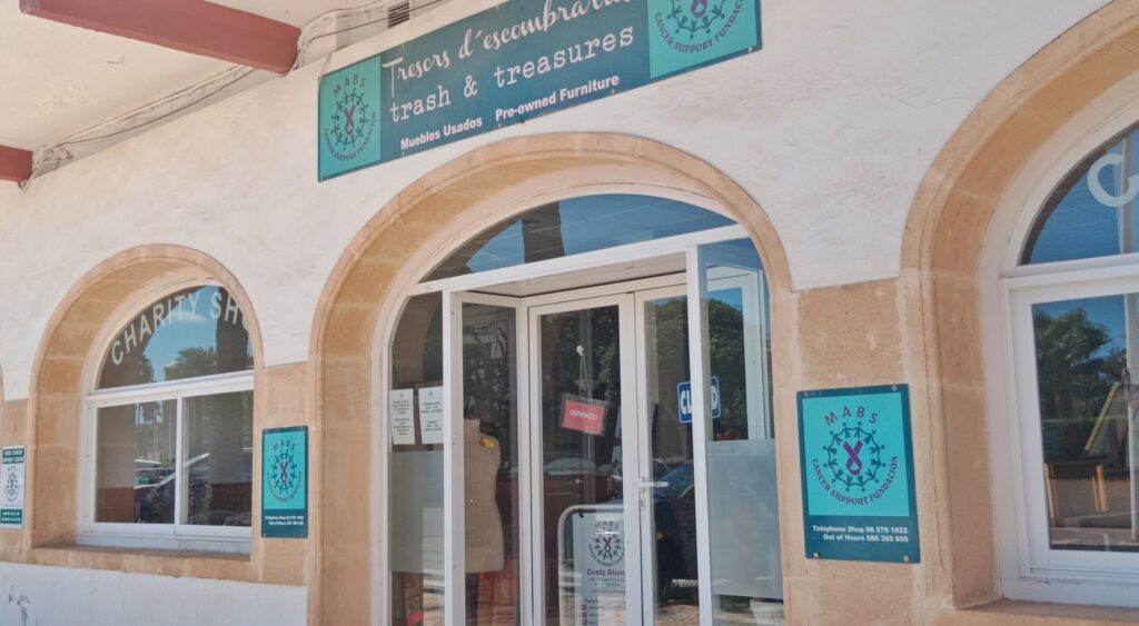 Mabs Charity Shop Javea