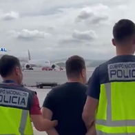 Police Arrest Gang Accused Of Bringing Migrants To Spain