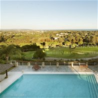 Sotogrande for sale a luxurious villa with a private pool and a beautiful view
