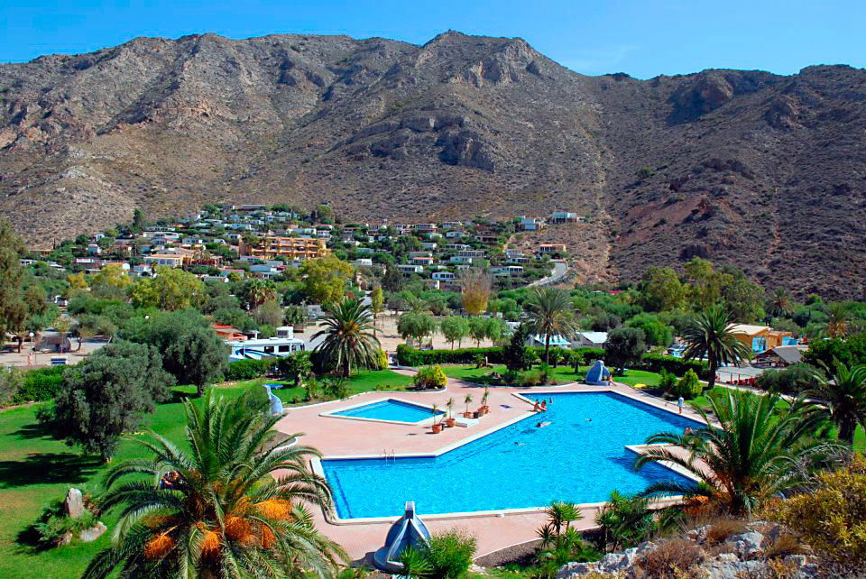 El Portús Naturist Camping Residents to be Evicted\” />