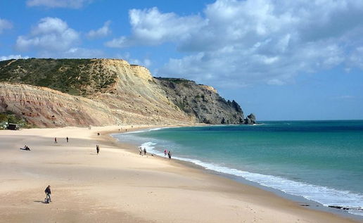Image of Praia de Luz beach on Portugal's Algarve.