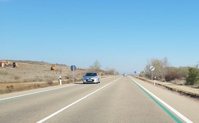 ¿Qué significan las líneas verdes de las carreteras españolas?  « Noticias semanales del euro
