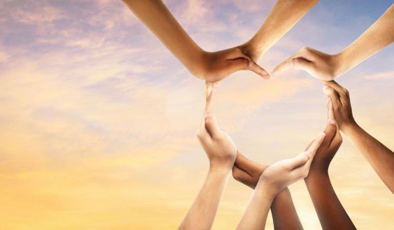 कम्पनीले भ्यालेन्सिया आगलागीका पीडितहरूलाई मद्दत गर्दछ « यूरो साप्ताहिक समाचार