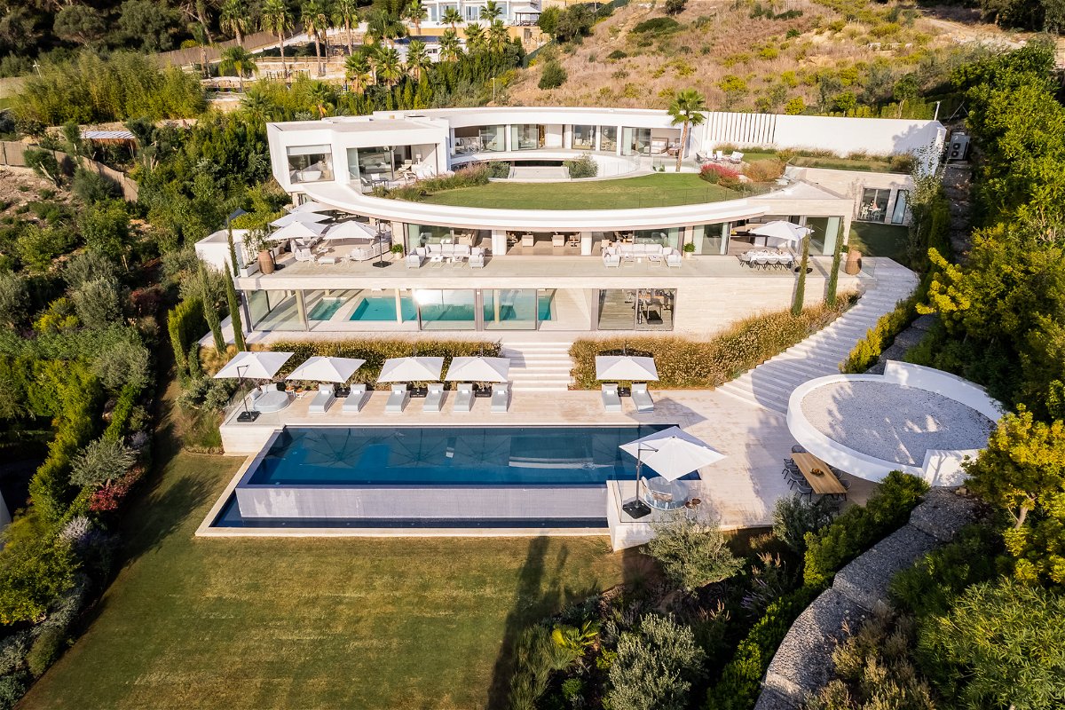 Marbella Mountain Resorts: Best Villa Holiday Rentals in Marbella ...