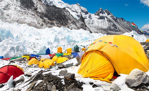 Everest: Human waste problem
