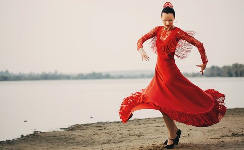 Get ready to Flamenco: Pilar de la Horadada's Sevillanas Fair.