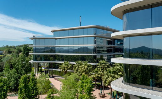 Business Roundup for Spain and the UK