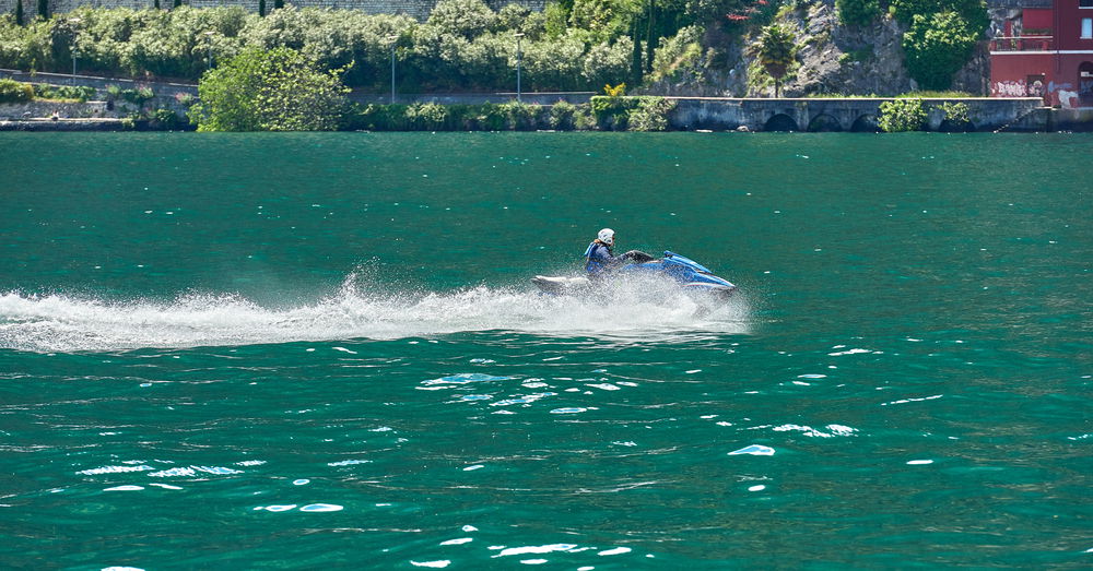 Call on communities to help stop speeding jet skis « Euro Weekly News