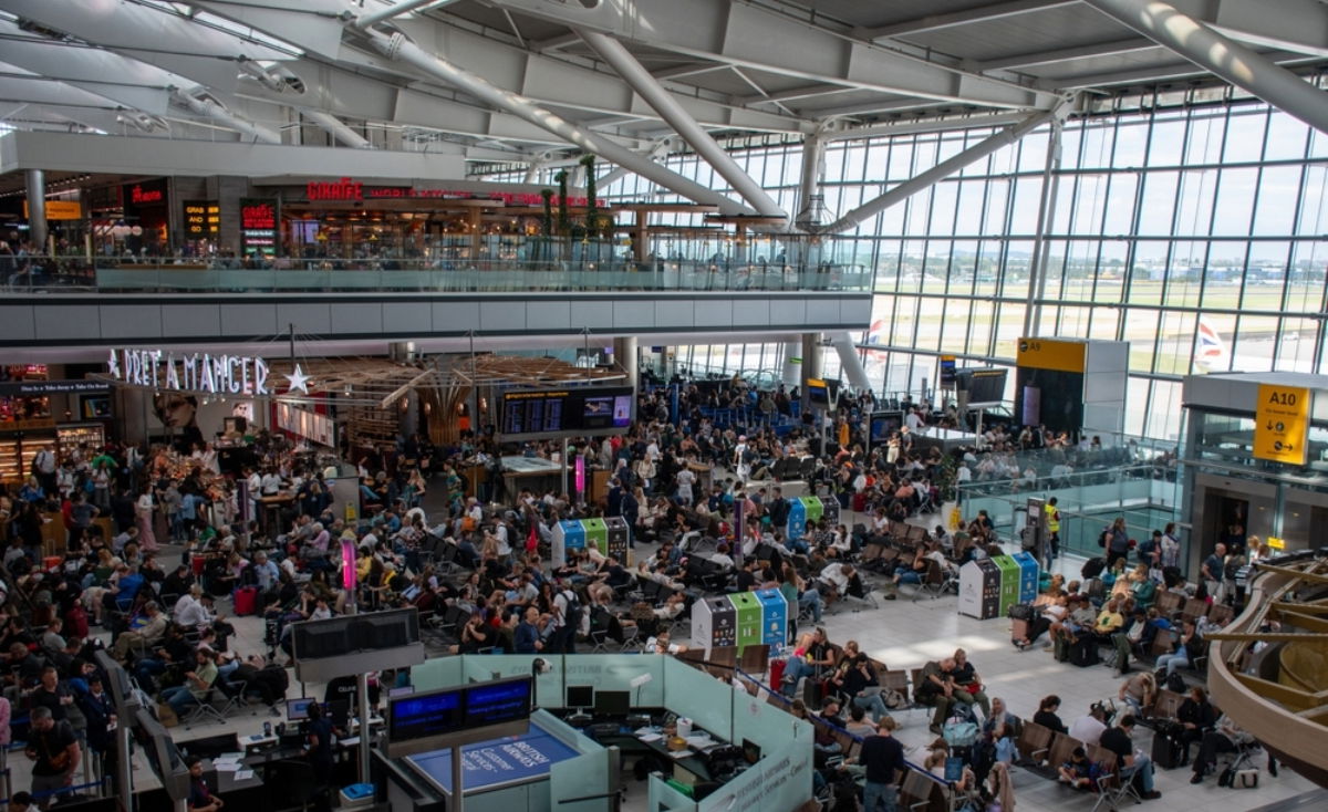 Christmas travel chaos at Heathrow Airport