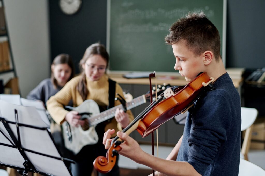 Children playing musical instruments Euro Weekly News