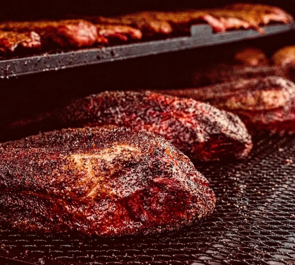 Smokin' meat - Pitmaster Late brings the taste of Texas. Euro Weekly News.