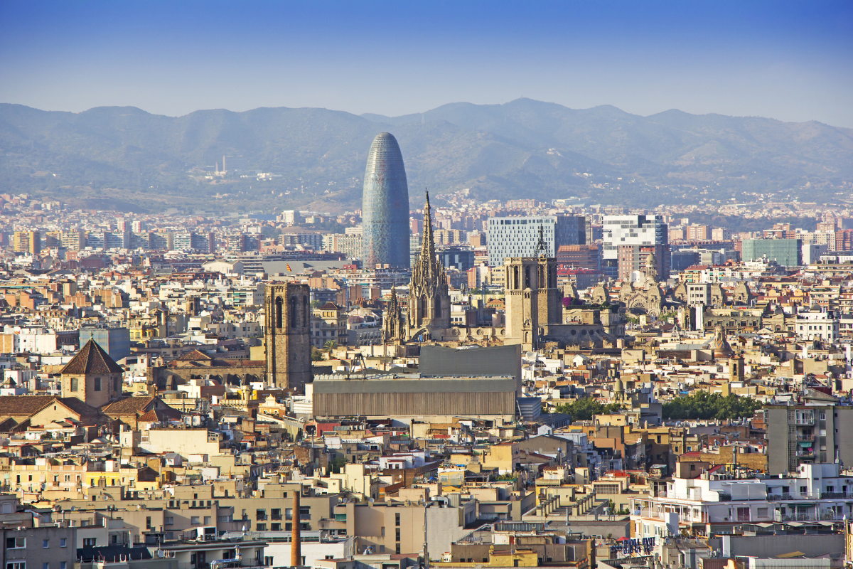 75 % of Catalans see tourism as positive, but concerns linger