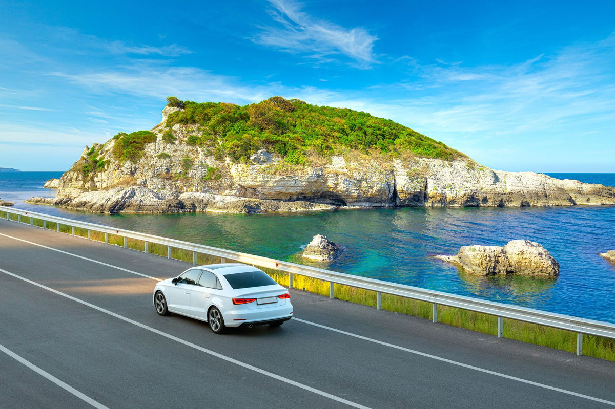 Summer driving in Spain: Your swimwear could cost you €200 and licence points